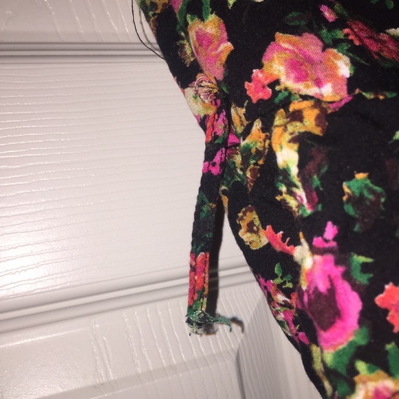 F21 Strapless Ruffled Dress - Picture 3 of 5